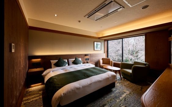 ROOM4