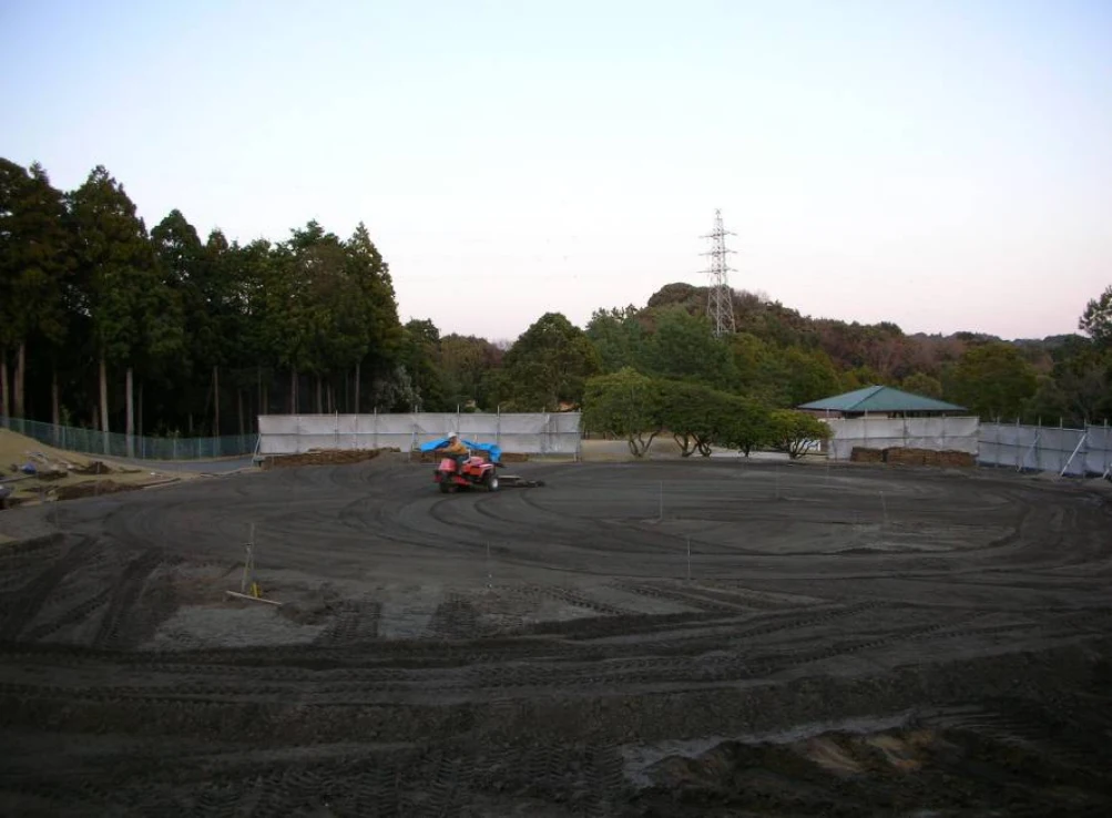 アプローチ練習場改修